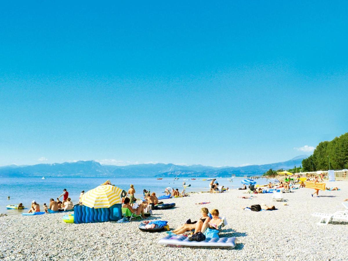 Locazione Turistica Butterfly Happy Standard - Psc280 Peschiera del Garda Ngoại thất bức ảnh